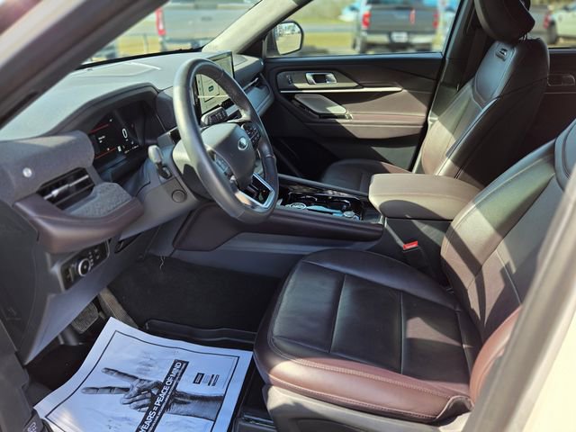 Used 2025 Ford Explorer Platinum image 24