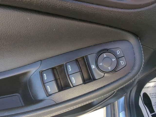 Used 2022 Buick Encore GX Select w/ Sport Touring Package FWD image 13