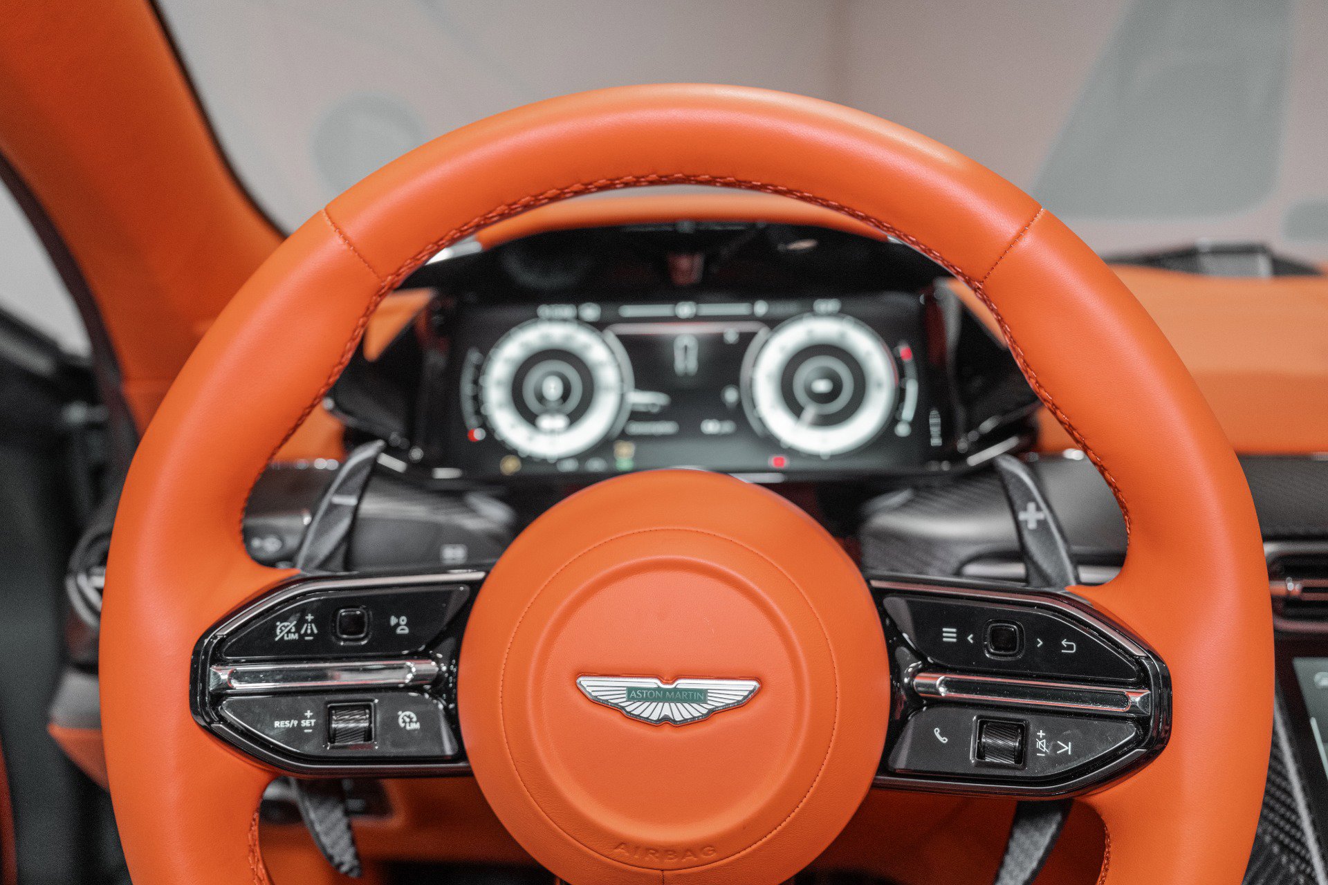 New 2026 Aston Martin Vanquish Convertible image 11