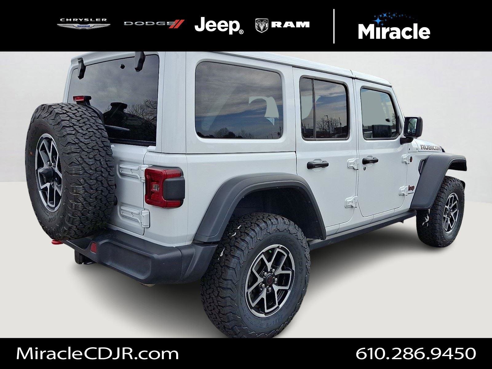 Certified 2025 Jeep Wrangler Unlimited Rubicon w/ Convenience Group image 6