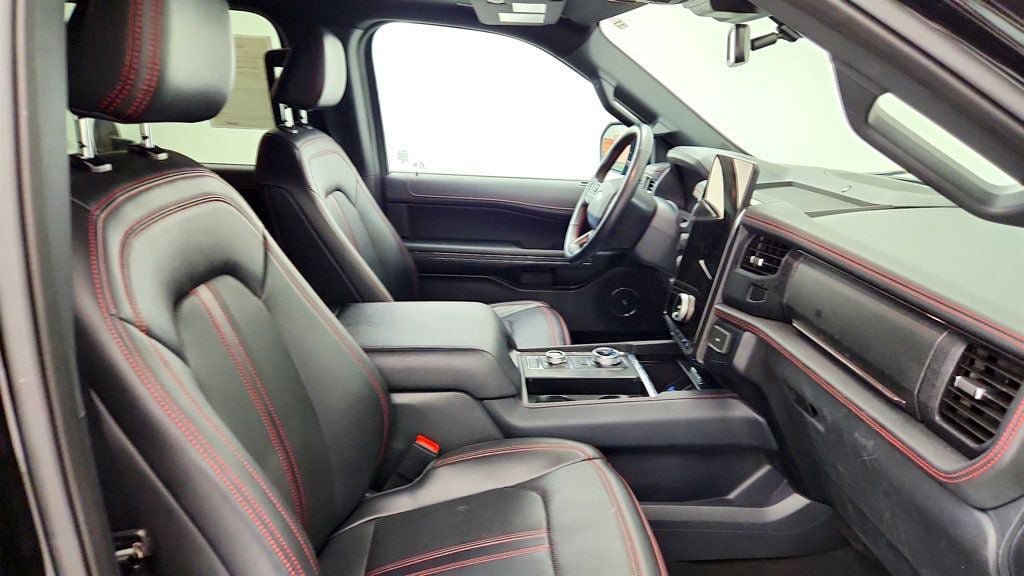Used 2023 Ford Expedition Max Limited AWD/4WD image 22