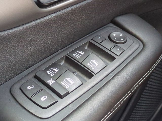 New 2027 Chrysler Pacifica LX FWD image 23