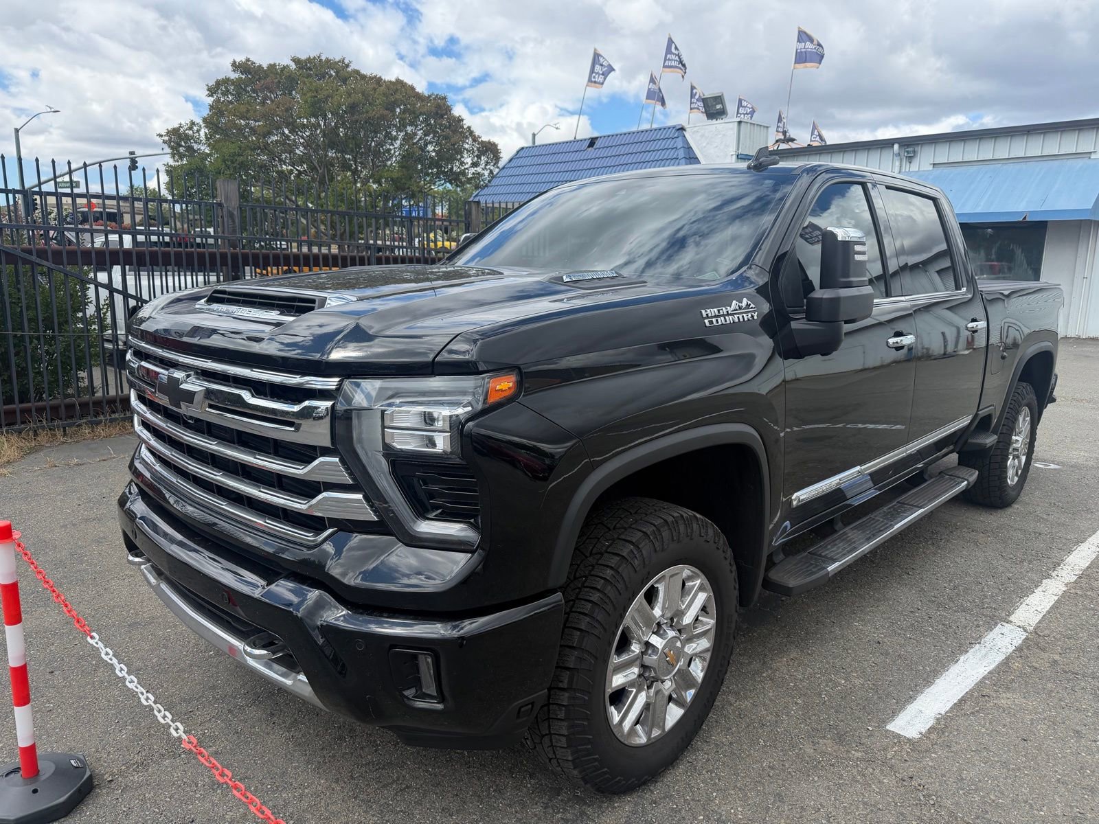 Used 2024 Chevrolet Silverado 2500 High Country AWD/4WD image 1