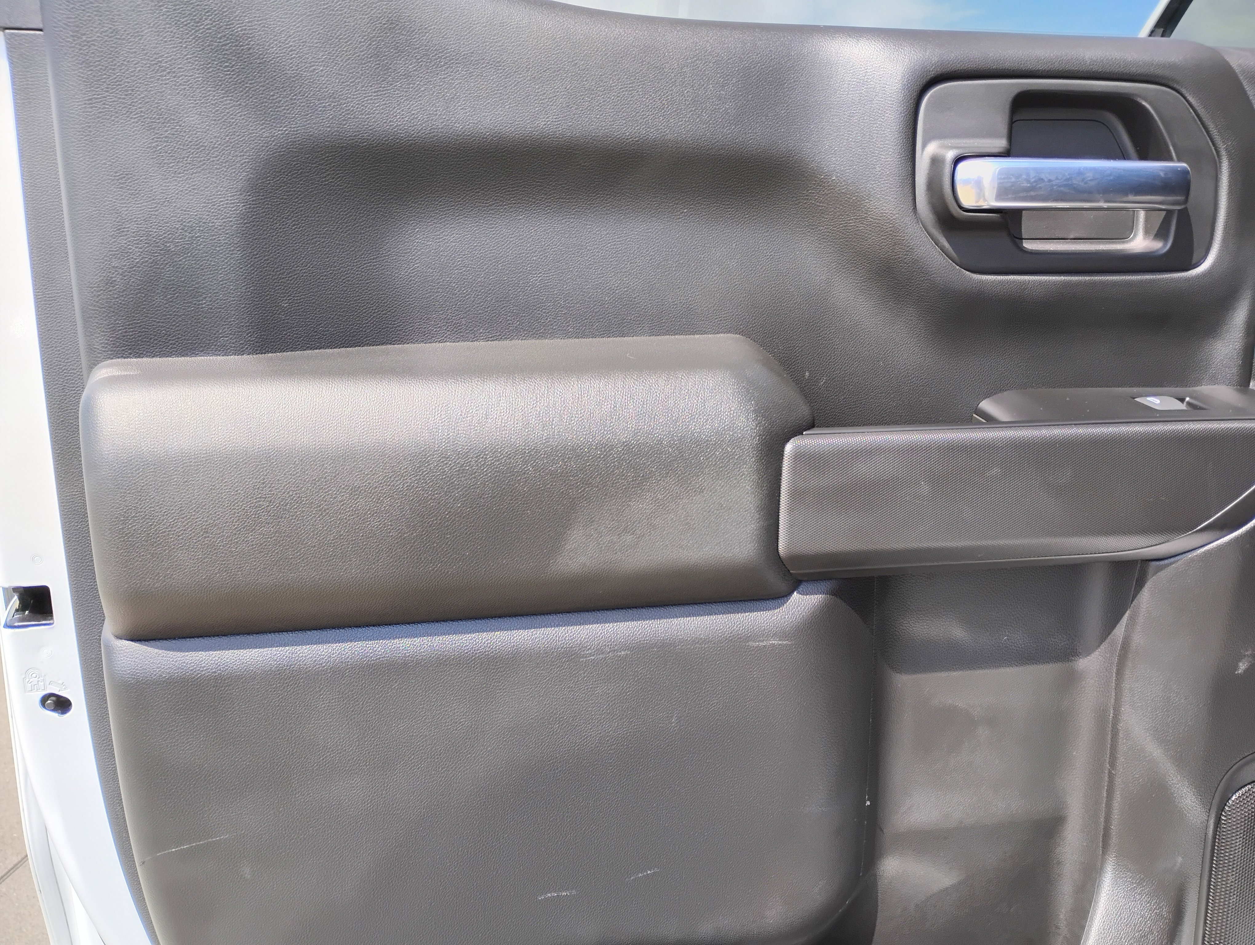 Used 2019 Chevrolet Silverado 1500 LT w/ All-Star Edition AWD/4WD image 15