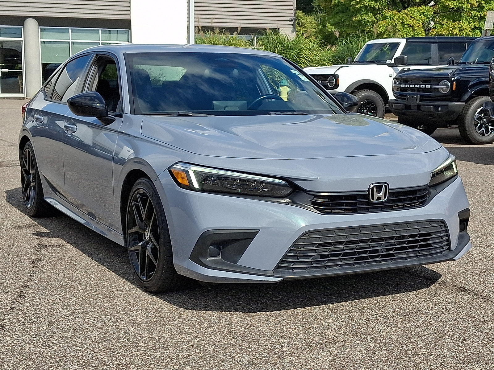 Used 2024 Honda Civic Sport image 2
