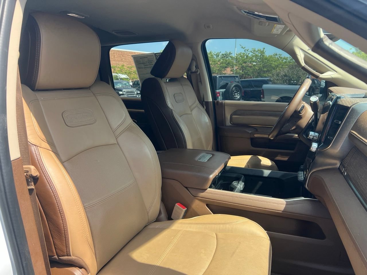 Used 2022 RAM 2500 Limited AWD/4WD image 30