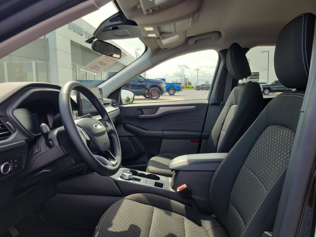 Certified 2024 Ford Escape Active w/ Tech Pack #1 FWD image 18