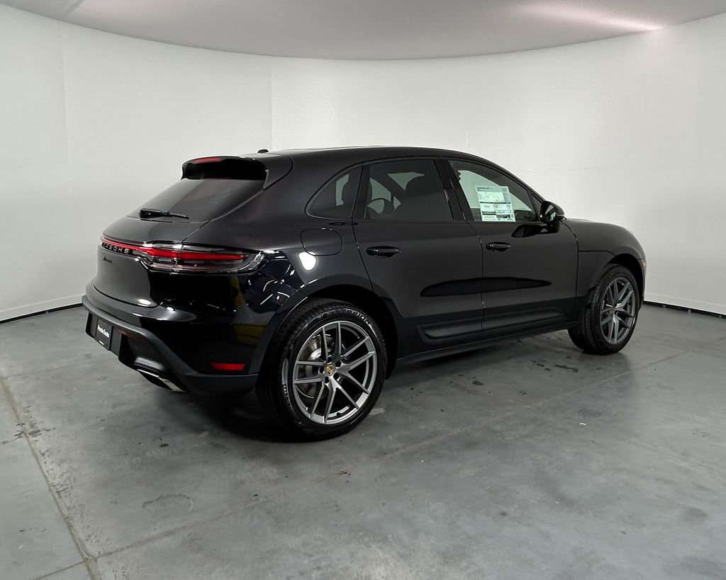New 2026 Porsche Macan AWD/4WD image 7