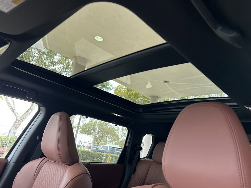 New 2026 Mitsubishi Outlander SEL image 17