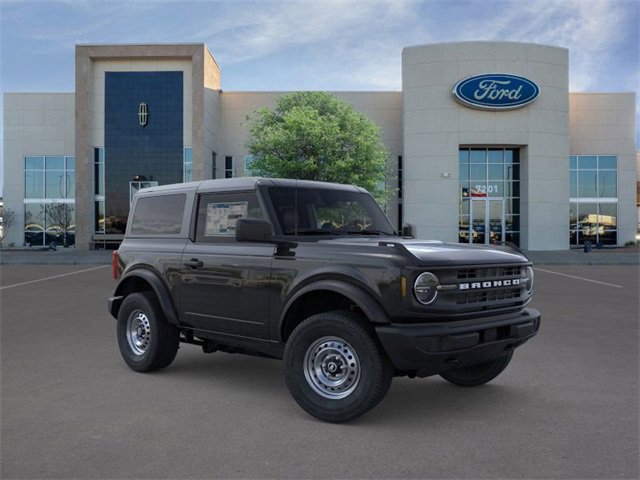 New 2025 Ford Bronco Base image 7