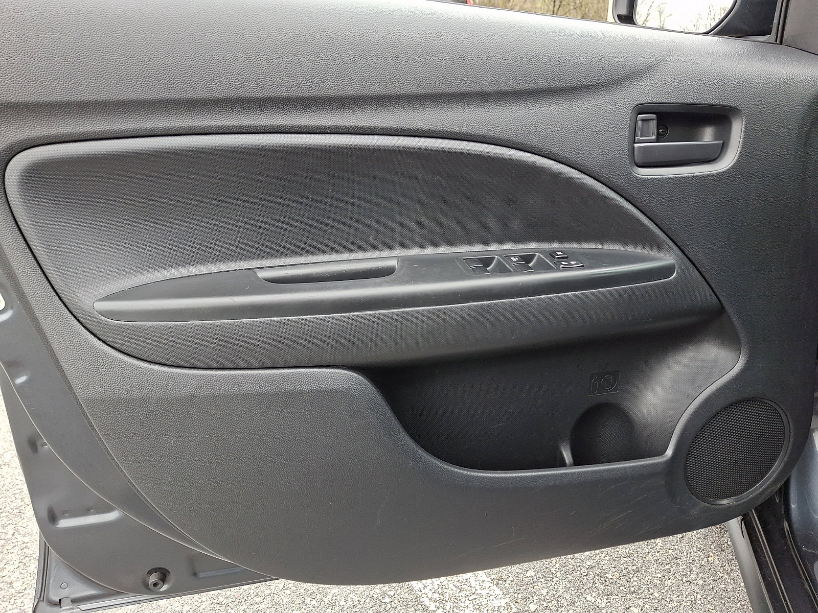 Used 2024 Mitsubishi Mirage ES image 12