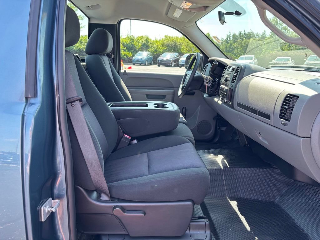 Used 2010 GMC Sierra 1500 W/T RWD image 18