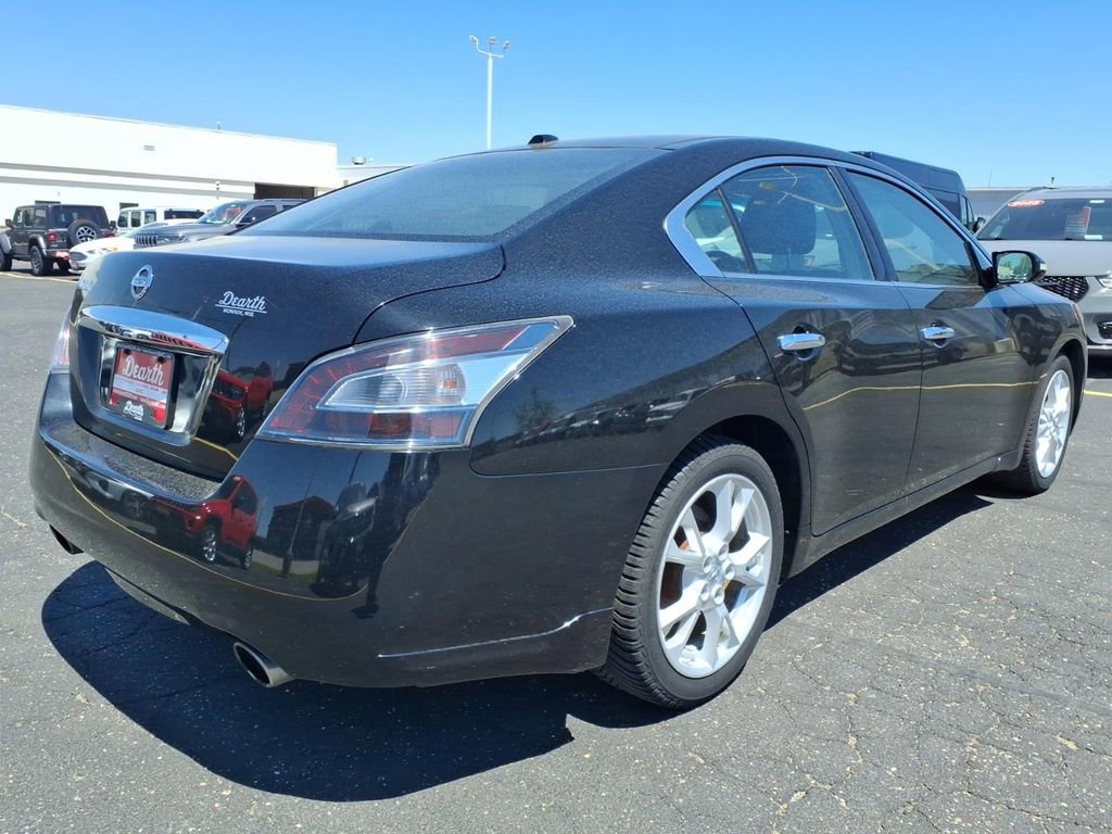 Used 2014 Nissan Maxima 3.5 SV w/ Premium Package FWD image 3