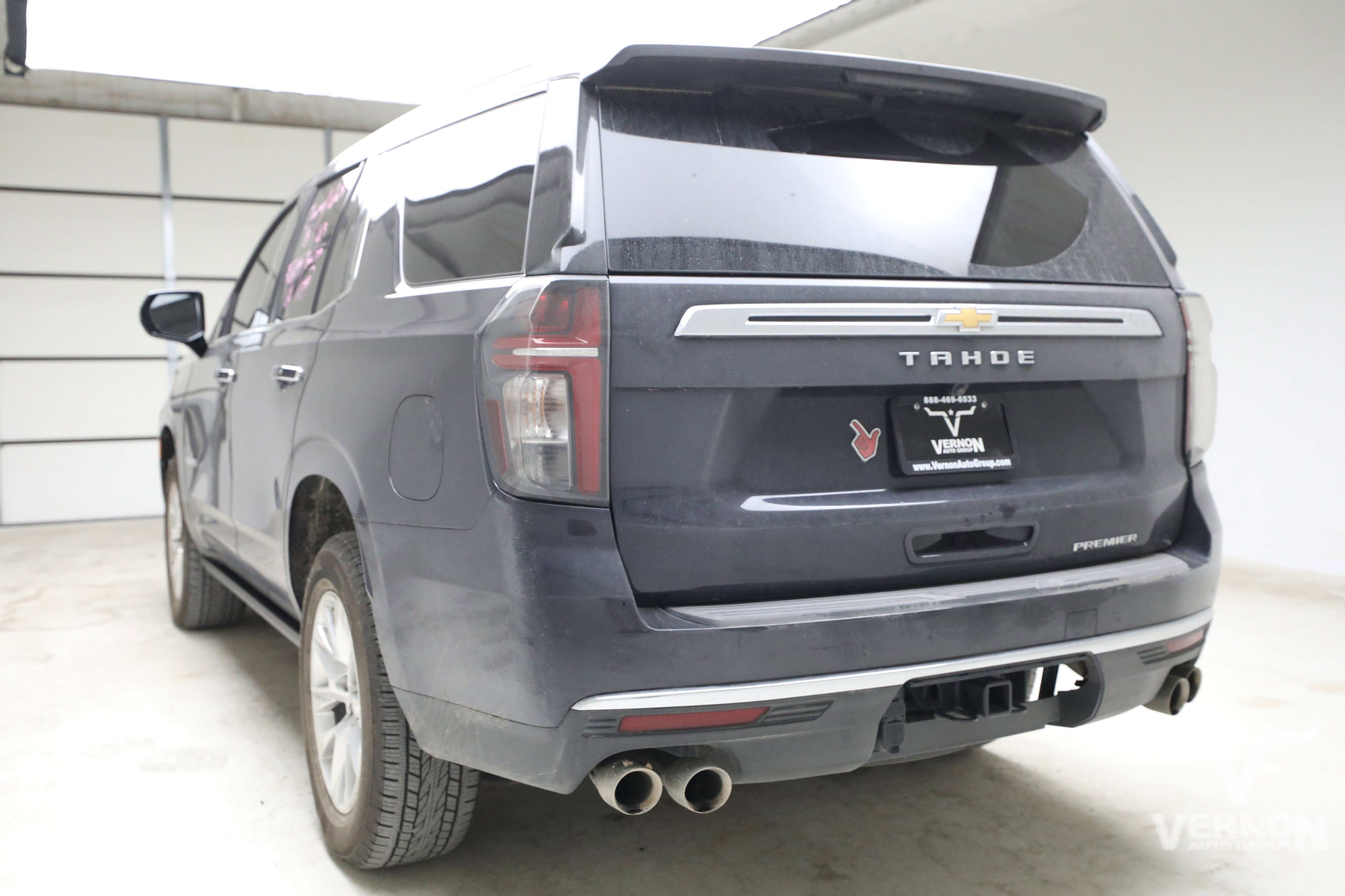 Used 2024 Chevrolet Tahoe Premier w/ Max Trailering Package AWD/4WD image 2