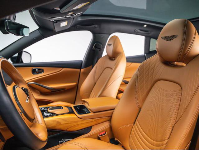 Used 2022 Aston Martin DBX image 9