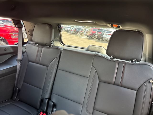 Used 2024 Chevrolet Tahoe RST w/ Luxury Package AWD/4WD image 9