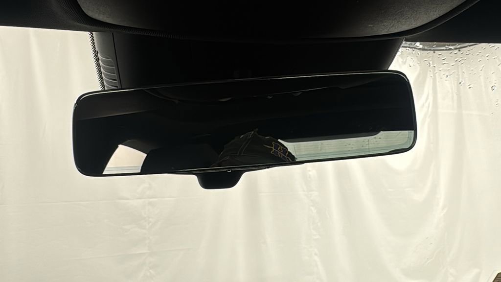 Used 2025 Mercedes-Benz CLA 250 4MATIC image 31