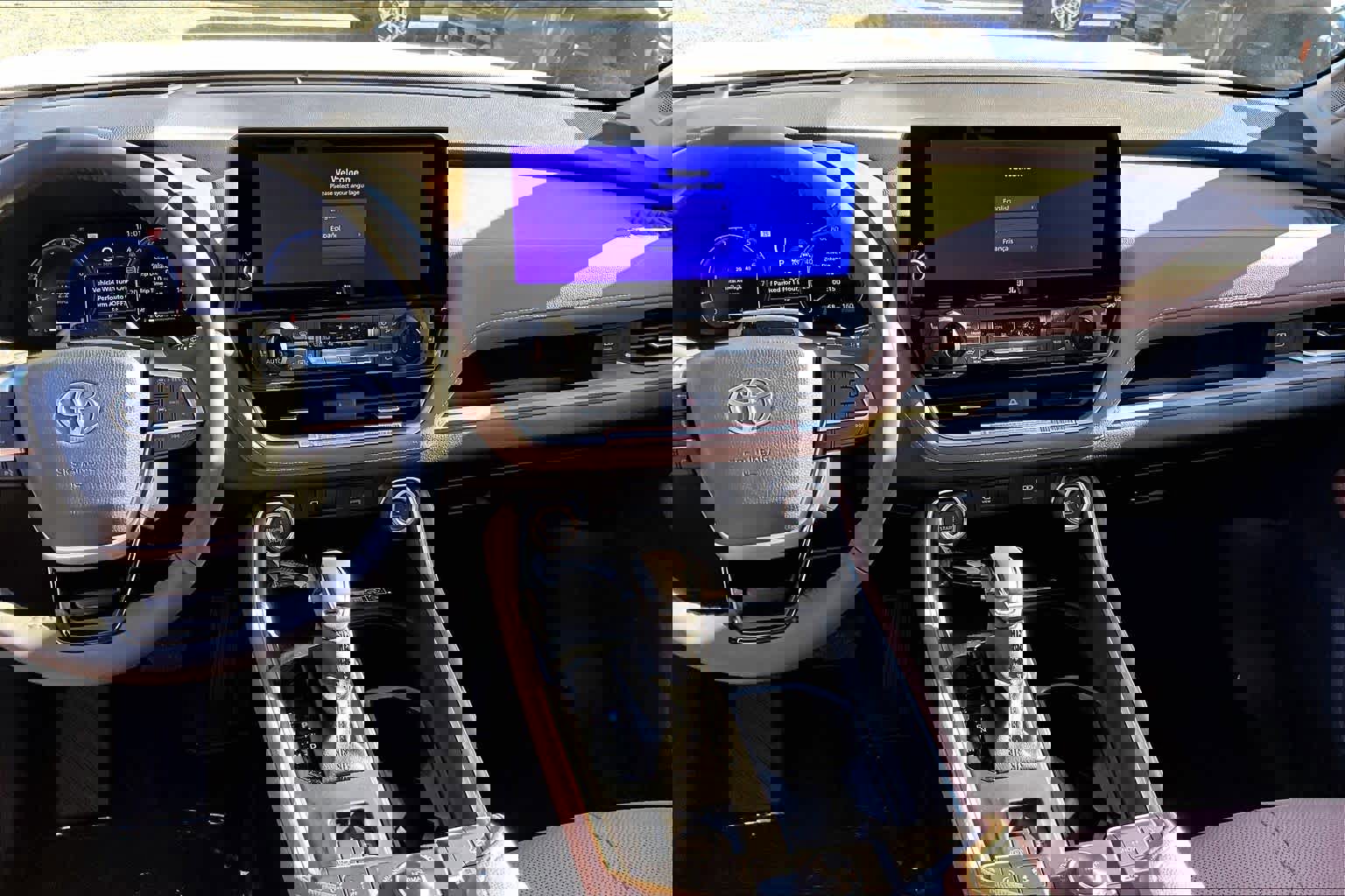 Used 2026 Toyota Grand Highlander Platinum image 6