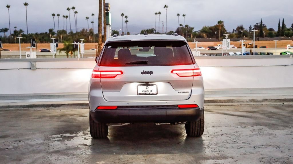 New 2025 Jeep Grand Cherokee L Limited w/ Black Appearance Package image 8