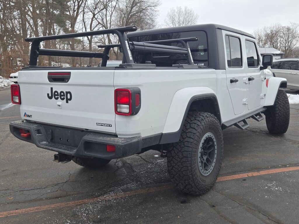 Used 2021 Jeep Gladiator Sport image 12