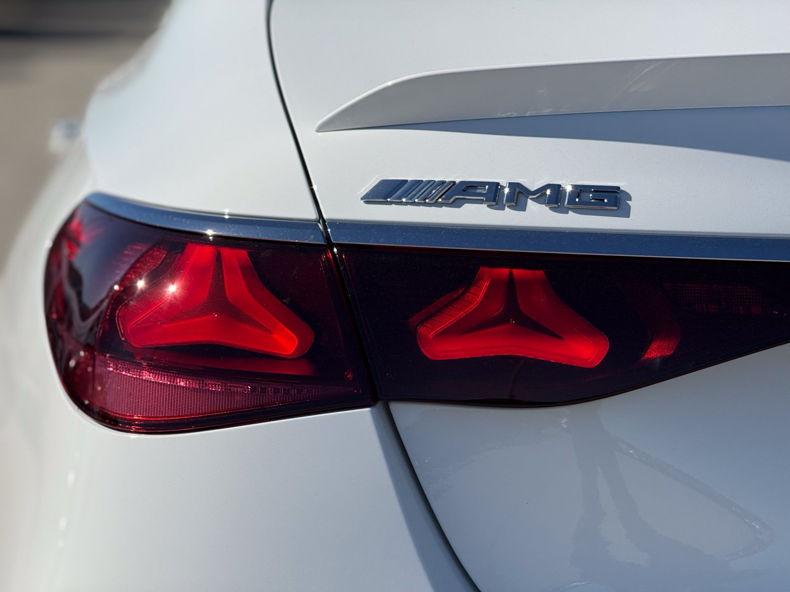 New 2026 Mercedes-Benz E 53 AMG e 4MATIC Sedan image 8