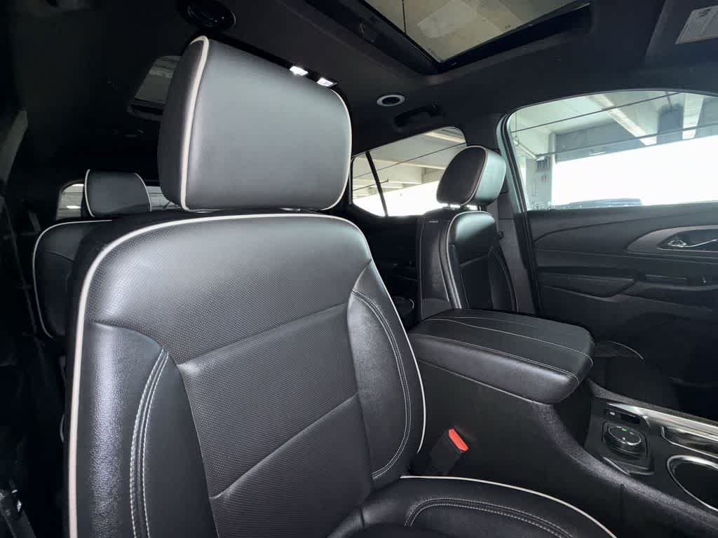 Used 2023 Chevrolet Traverse Premier w/ Redline Edition FWD image 27