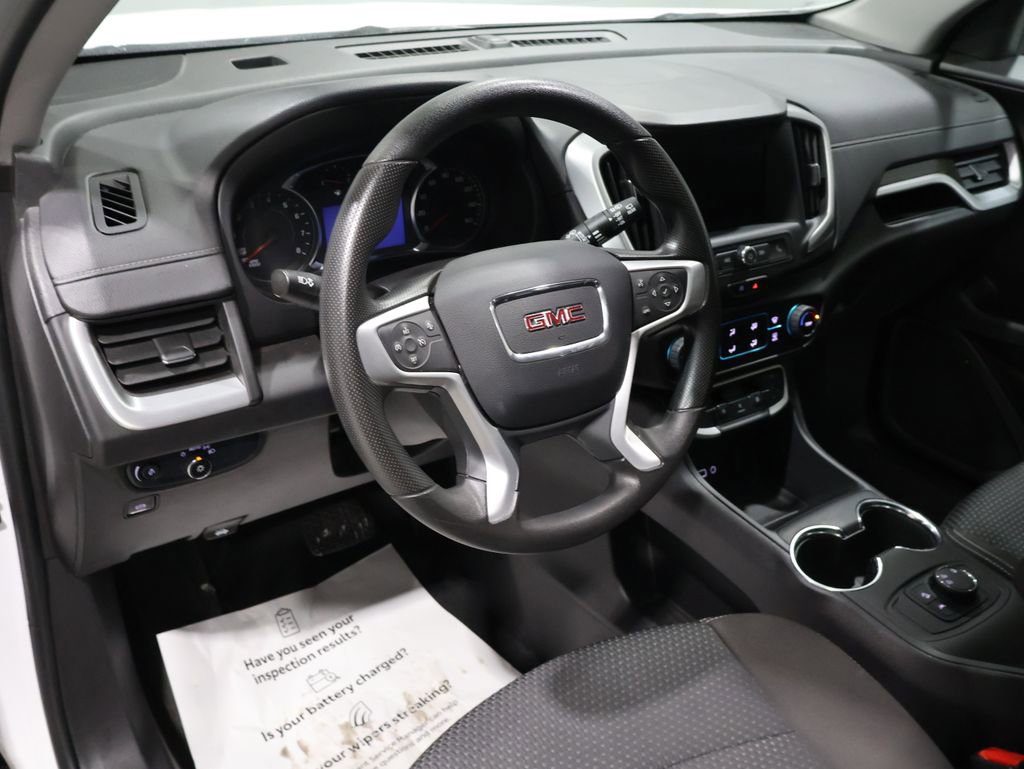 Used 2024 GMC Terrain SLE image 13