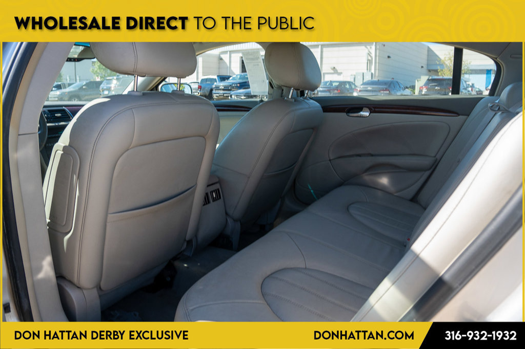 Used 2009 Buick Lucerne CXL FWD image 16
