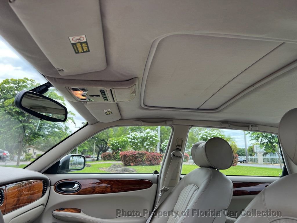 Used 2000 Jaguar XJ8 RWD image 65