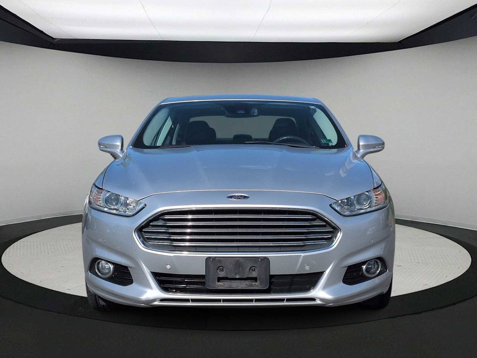 Used 2014 Ford Fusion Titanium AWD/4WD image 3