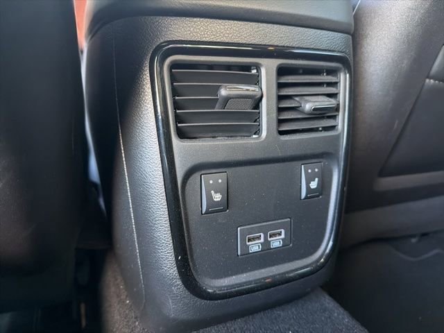 Used 2023 Chrysler 300 C RWD image 42
