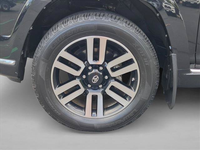 Used 2018 Toyota 4Runner Limited AWD/4WD image 24