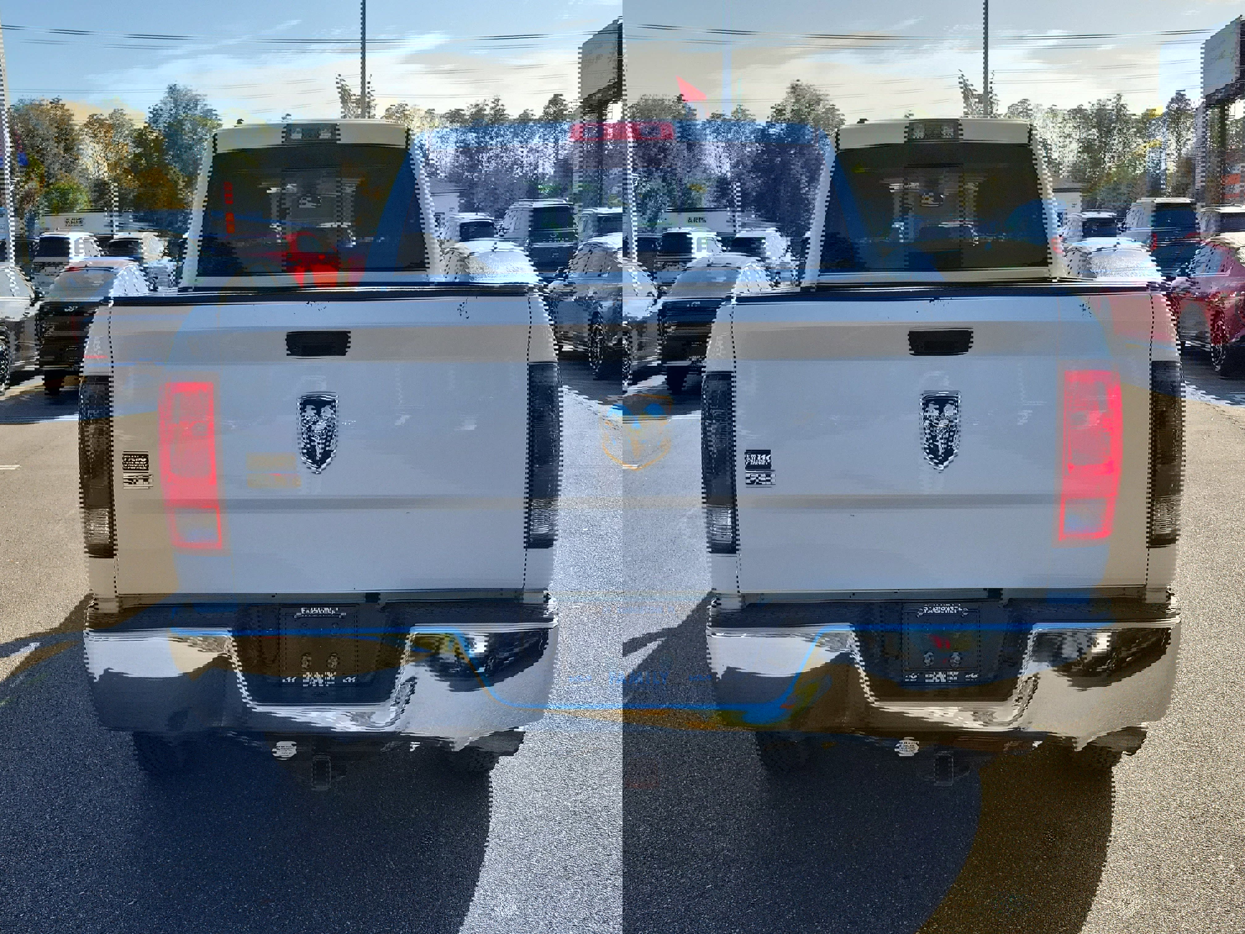 Used 2019 RAM 1500 Classic SLT image 5