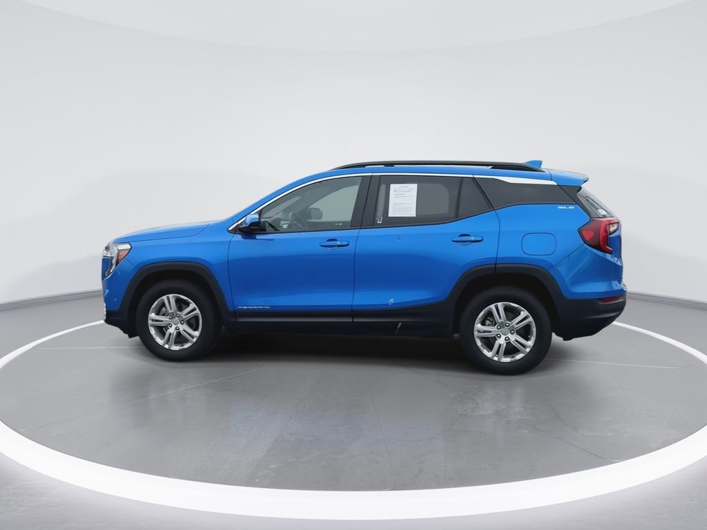 Used 2024 GMC Terrain SLE w/ Driver Convenience Package AWD/4WD image 5