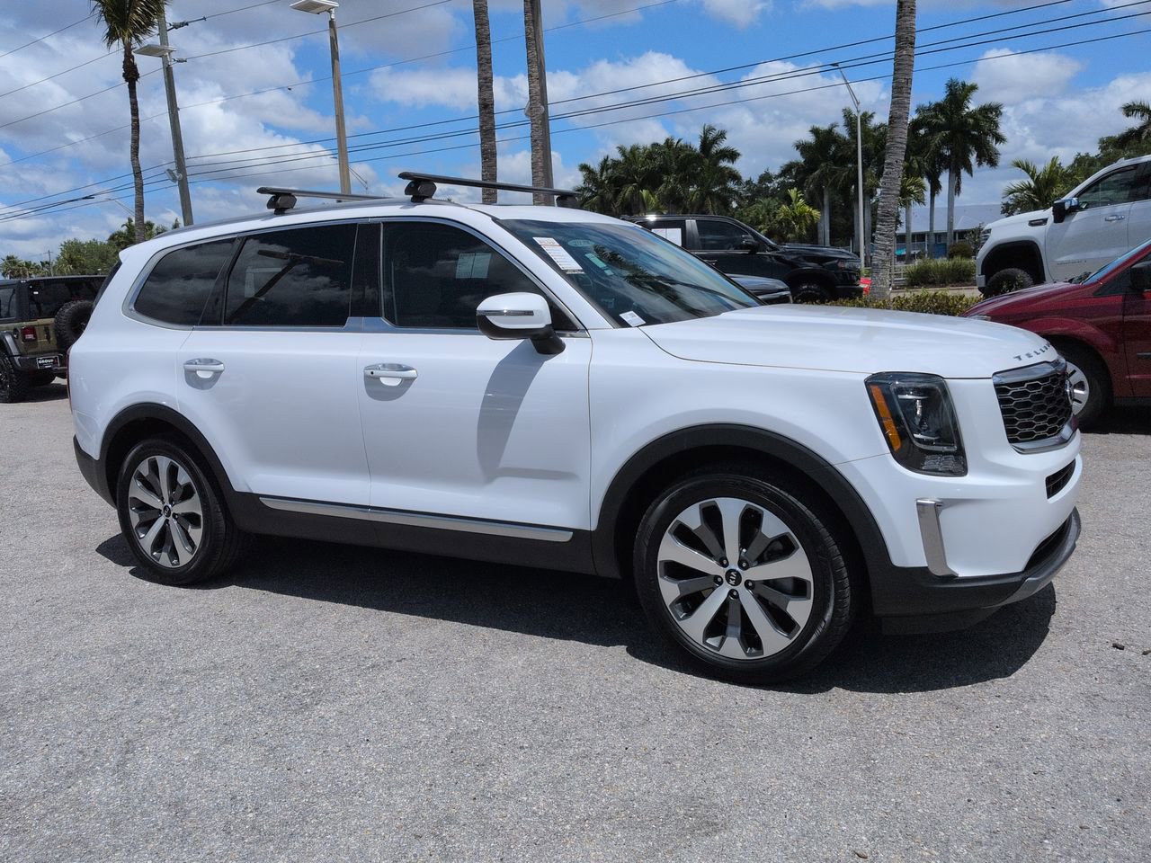 Used 2021 Kia Telluride S FWD image 2