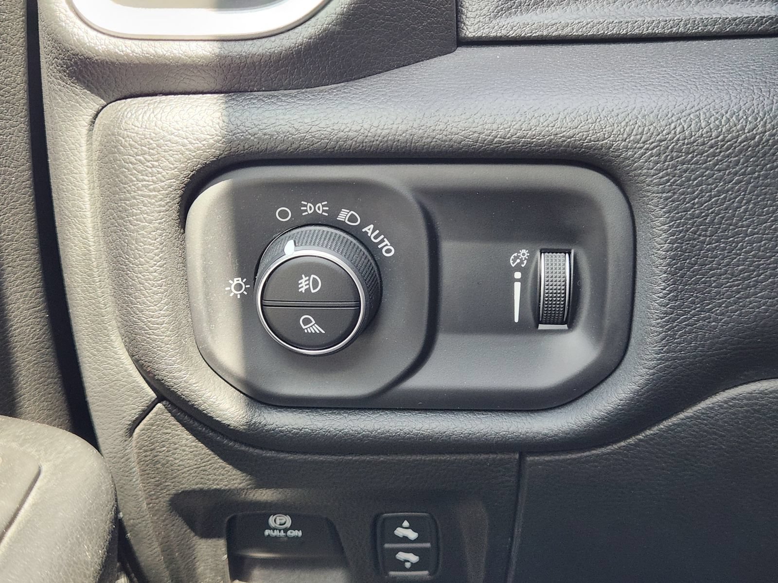 Used 2022 RAM 1500 Lone Star AWD/4WD image 23