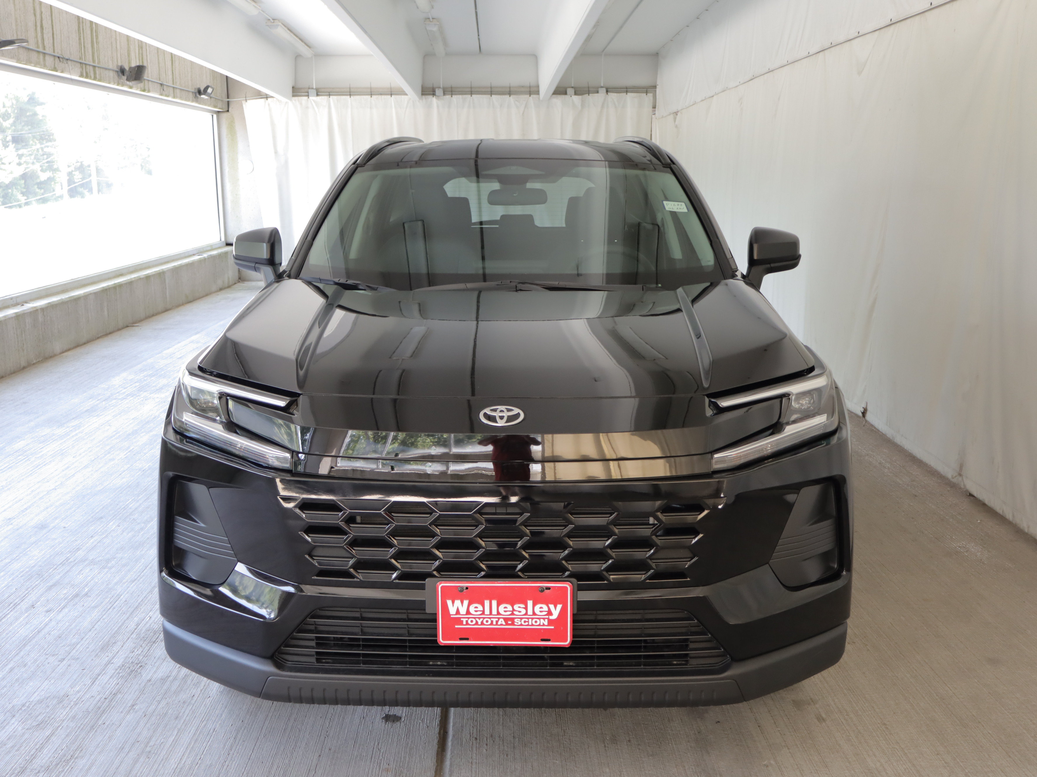 Used 2026 Toyota RAV4 LE AWD/4WD image 3