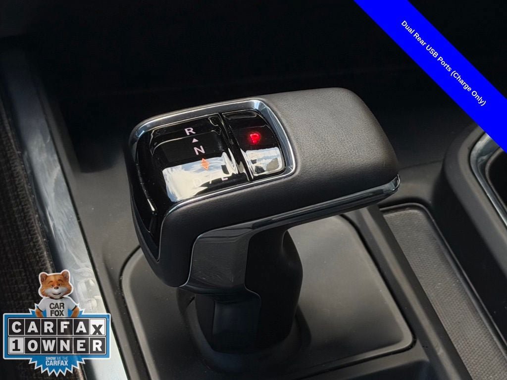 Used 2025 Chevrolet Silverado 1500 LT Trail Boss w/ Convenience Package II AWD/4WD image 19