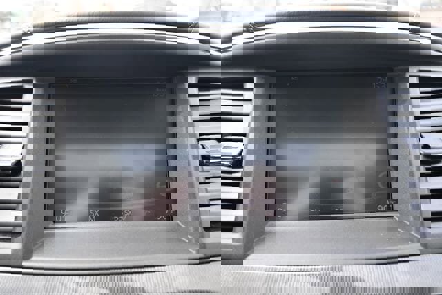 Used 2019 INFINITI QX60 Luxe w/ Essential Package image 46