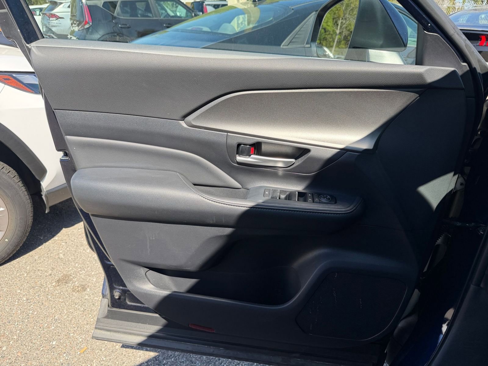 Used 2025 Toyota Grand Highlander FWD image 18