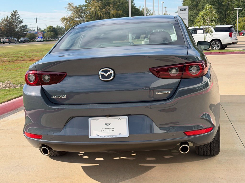 Used 2023 MAZDA MAZDA3 s FWD image 5