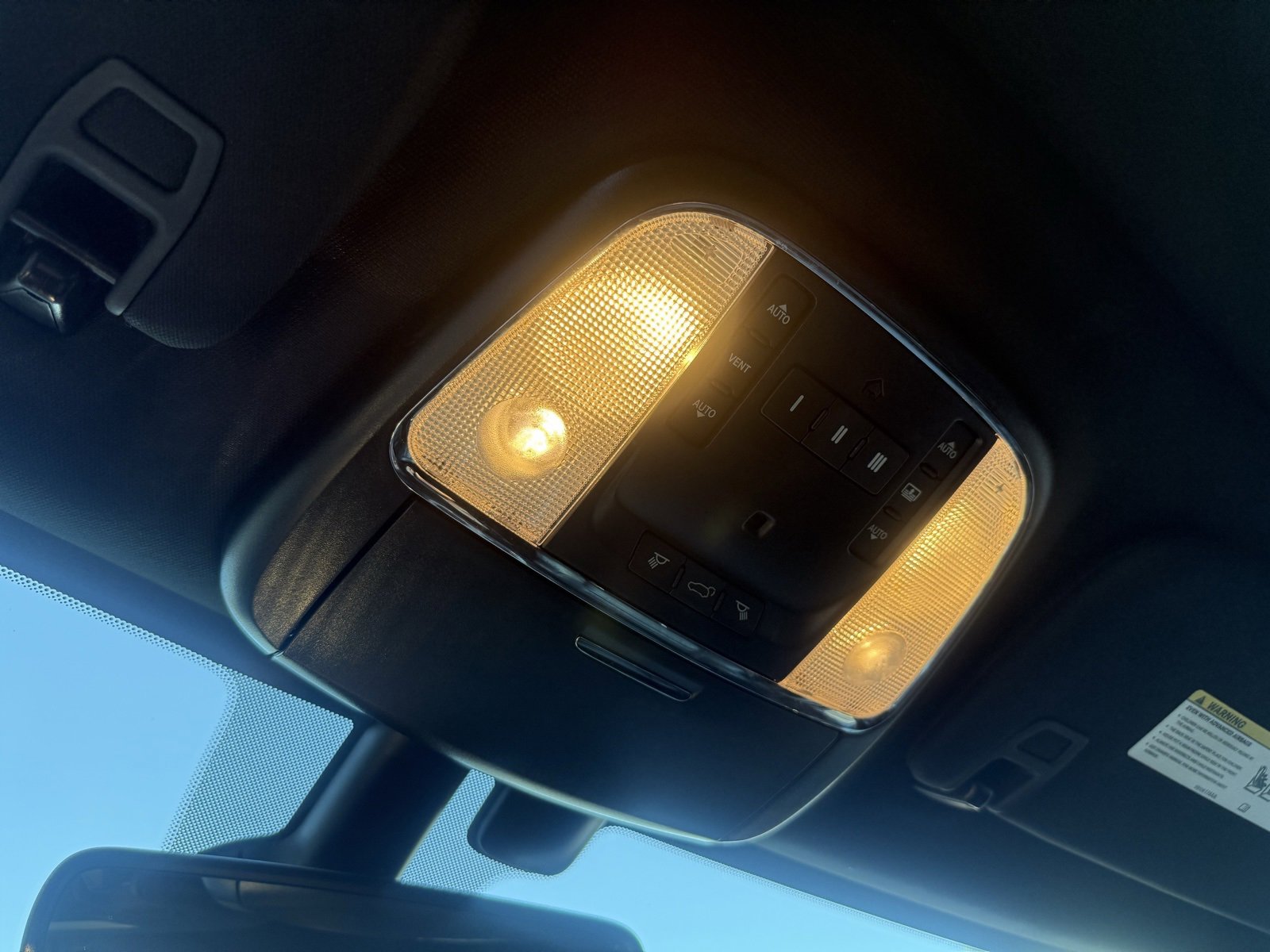 Used 2019 Jeep Grand Cherokee Trailhawk w/ Trailhawk Luxury Group image 45