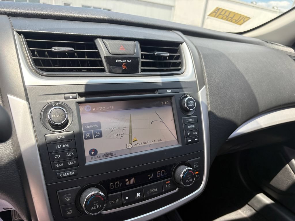 Used 2017 Nissan Altima 2.5 SV w/ Convenience Package FWD image 14