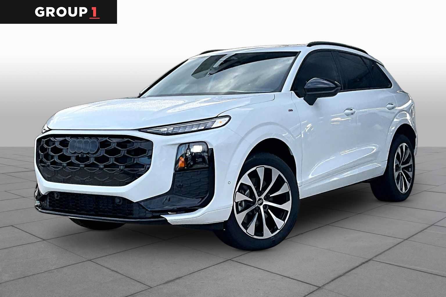 New 2026 Audi Q3 quattro 2.0T AWD/4WD image 1