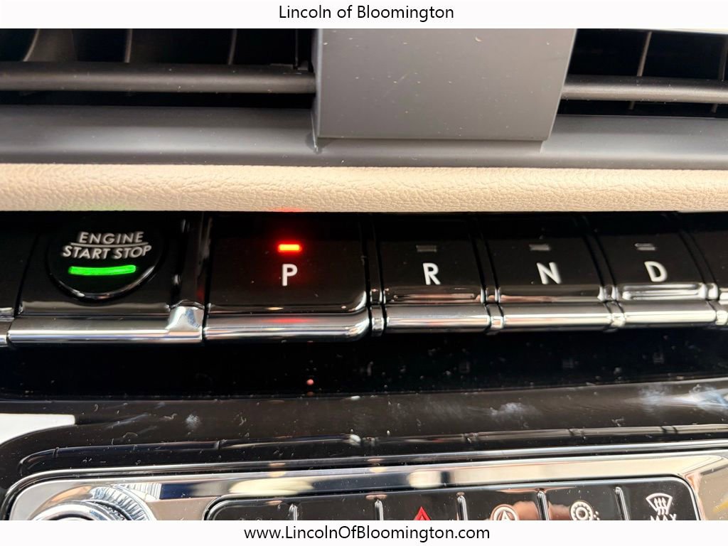 New 2026 Lincoln Corsair Premiere image 25