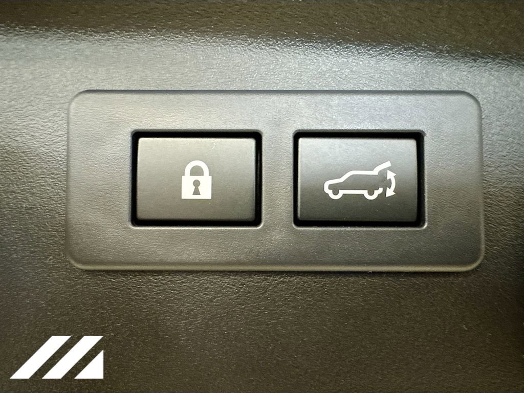 New 2026 Subaru Outback Touring XT image 30