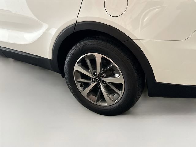 Used 2020 Kia Sorento FWD V6 image 30