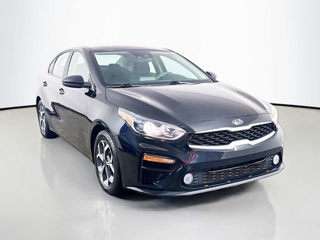 Used 2021 Kia Forte LXS image 2
