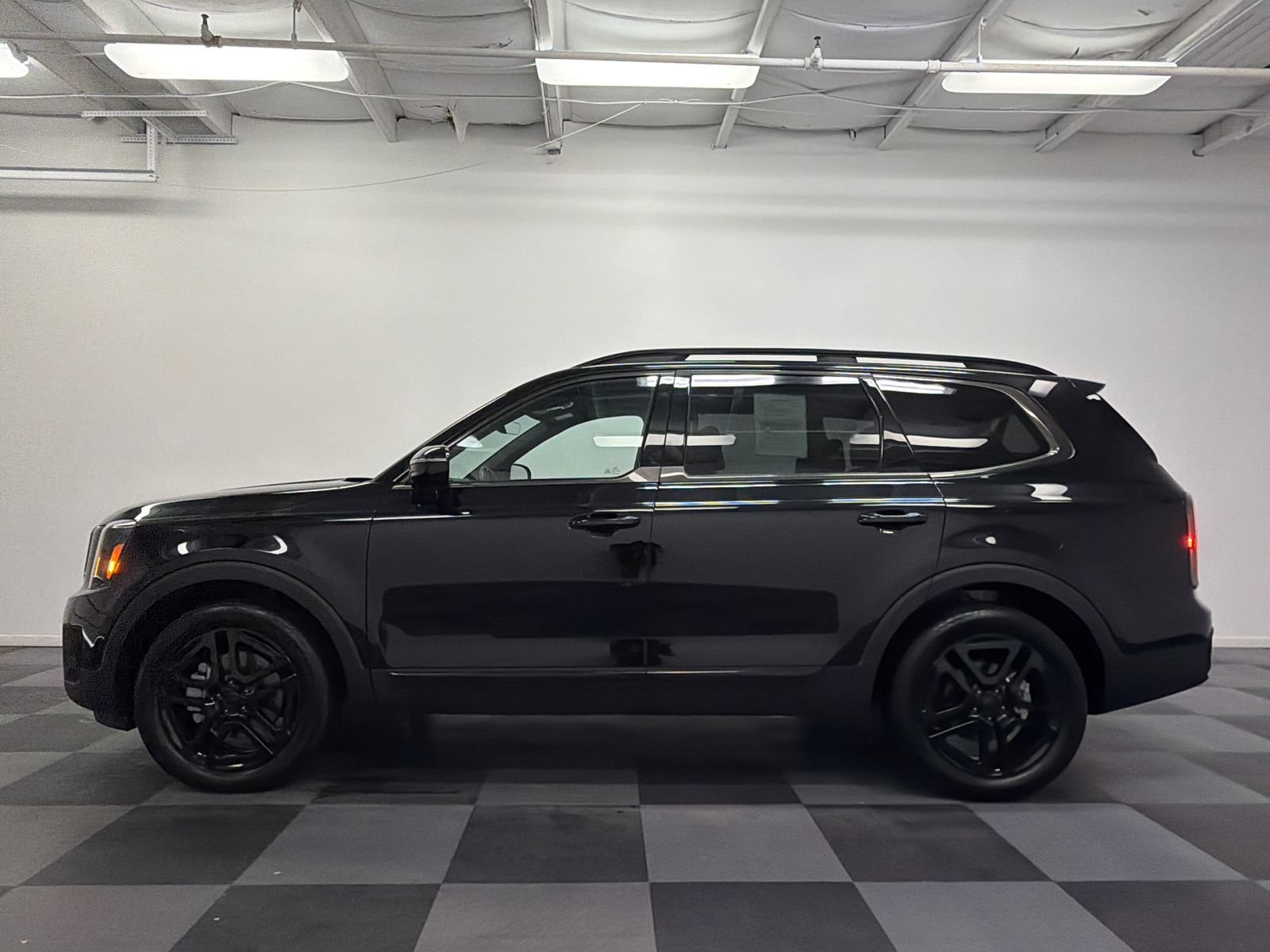 Used 2025 Kia Telluride SX X-Line AWD/4WD video 4