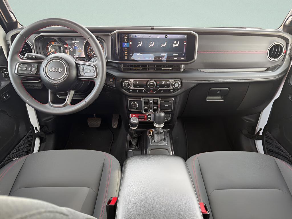 Used 2024 Jeep Wrangler Rubicon image 17